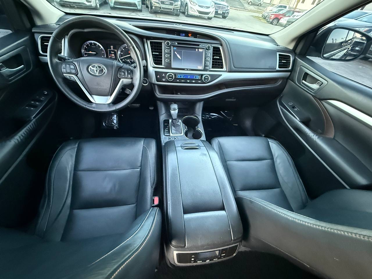 Toyota Highlander XLE FWD V6 2014