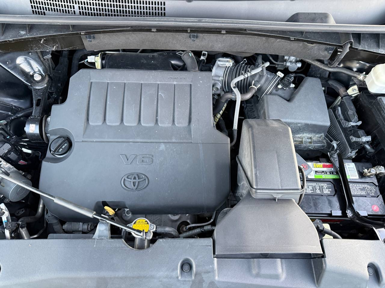 Toyota Highlander XLE FWD V6 2014