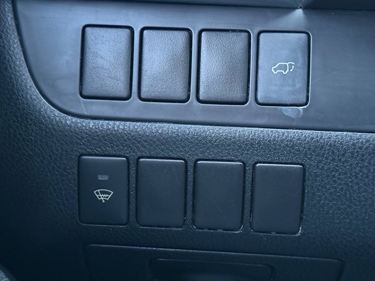 Toyota Highlander XLE FWD V6 2014