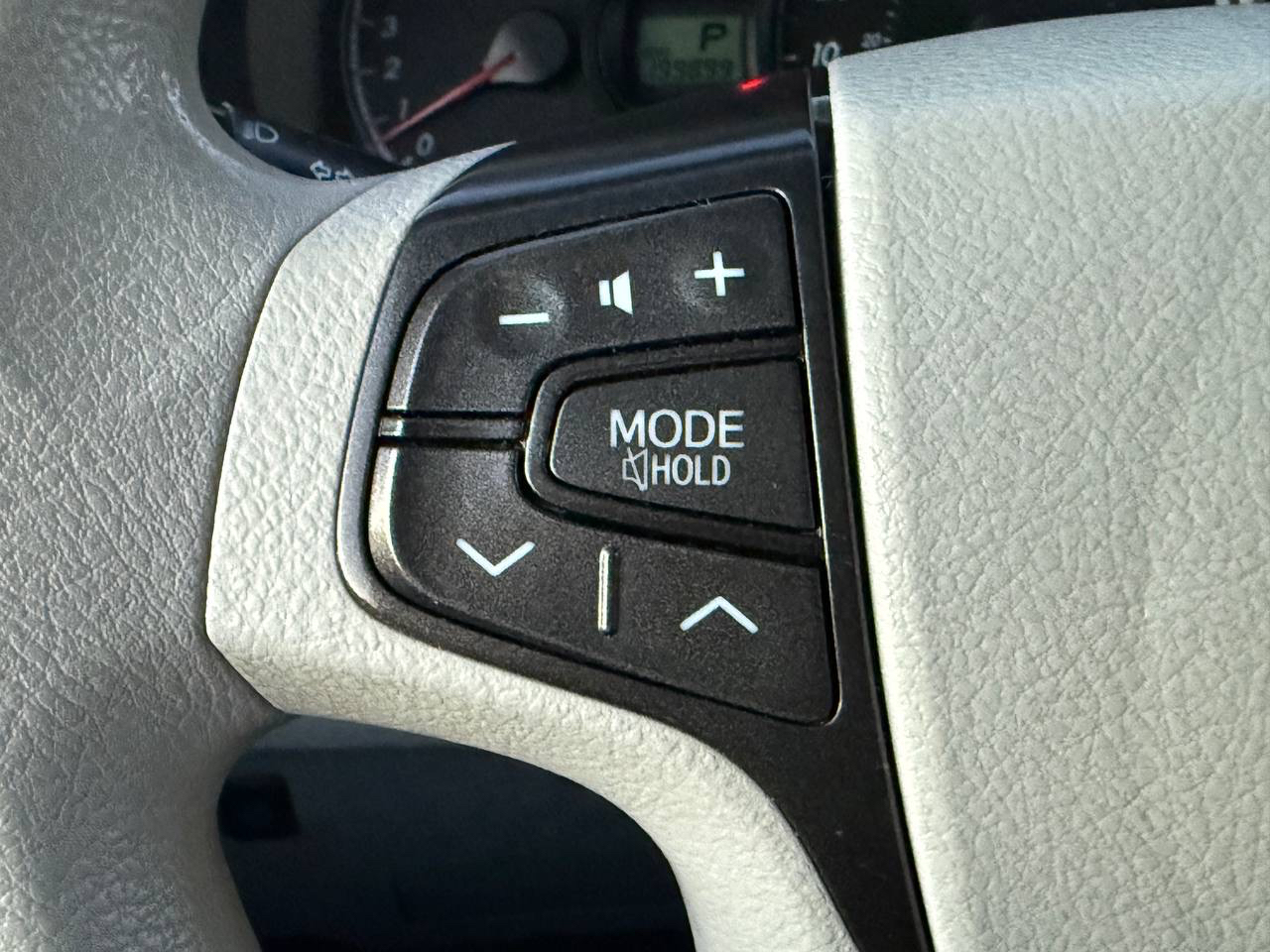 Toyota Sienna XLE FWD 8-Passenger V6 2014