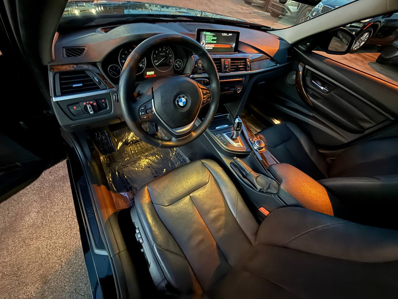 BMW 3-Series 335i xDrive Sedan 2014