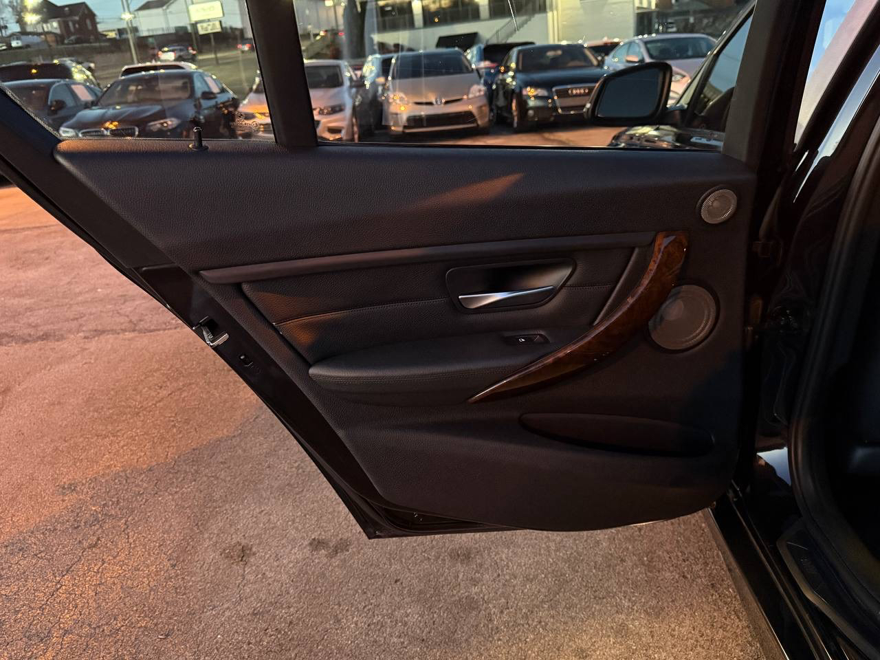 BMW 3-Series 335i xDrive Sedan 2014