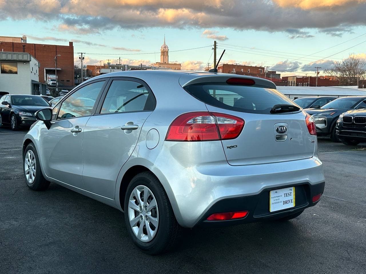 Kia Rio5 LX 2013