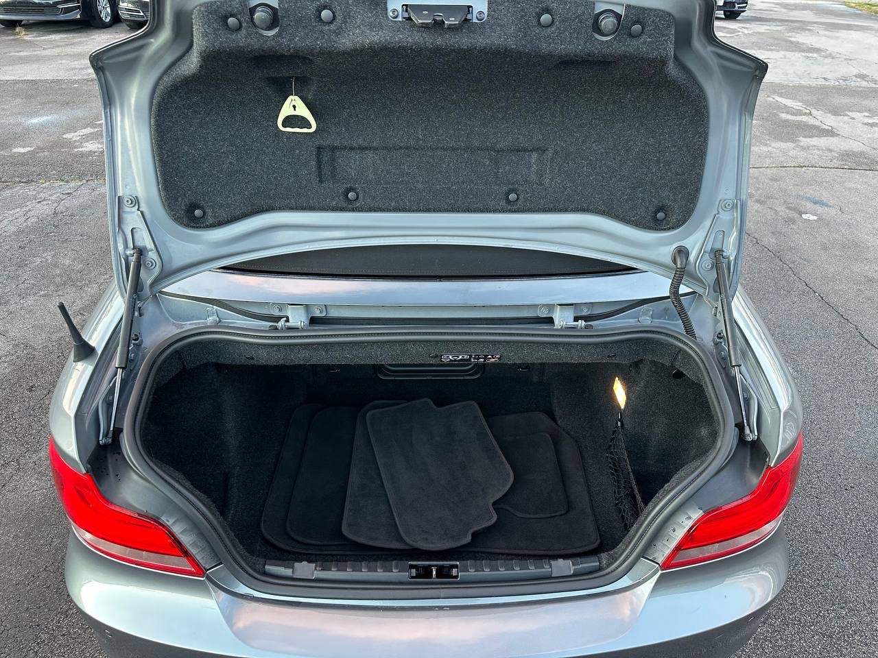 BMW 1-Series 135i Convertible 2012