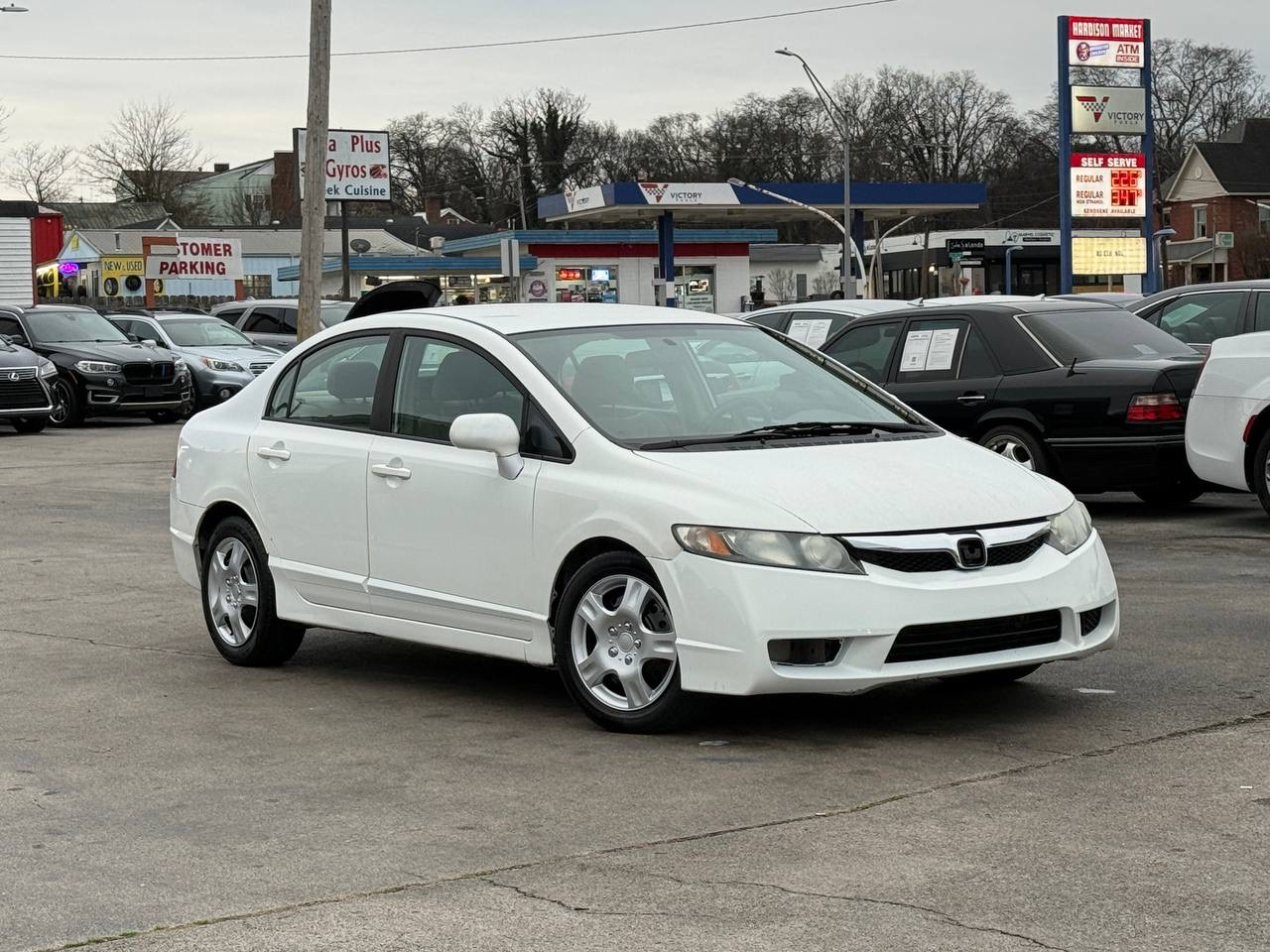 Honda Civic LX Sedan 5-Speed AT 2011