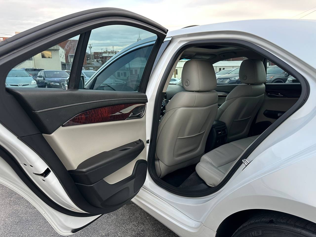 Cadillac ATS 2.0L Turbo Luxury AWD 2015