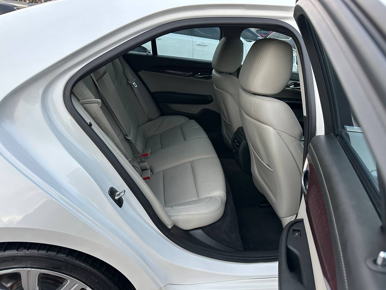 Cadillac ATS 2.0L Turbo Luxury AWD 2015