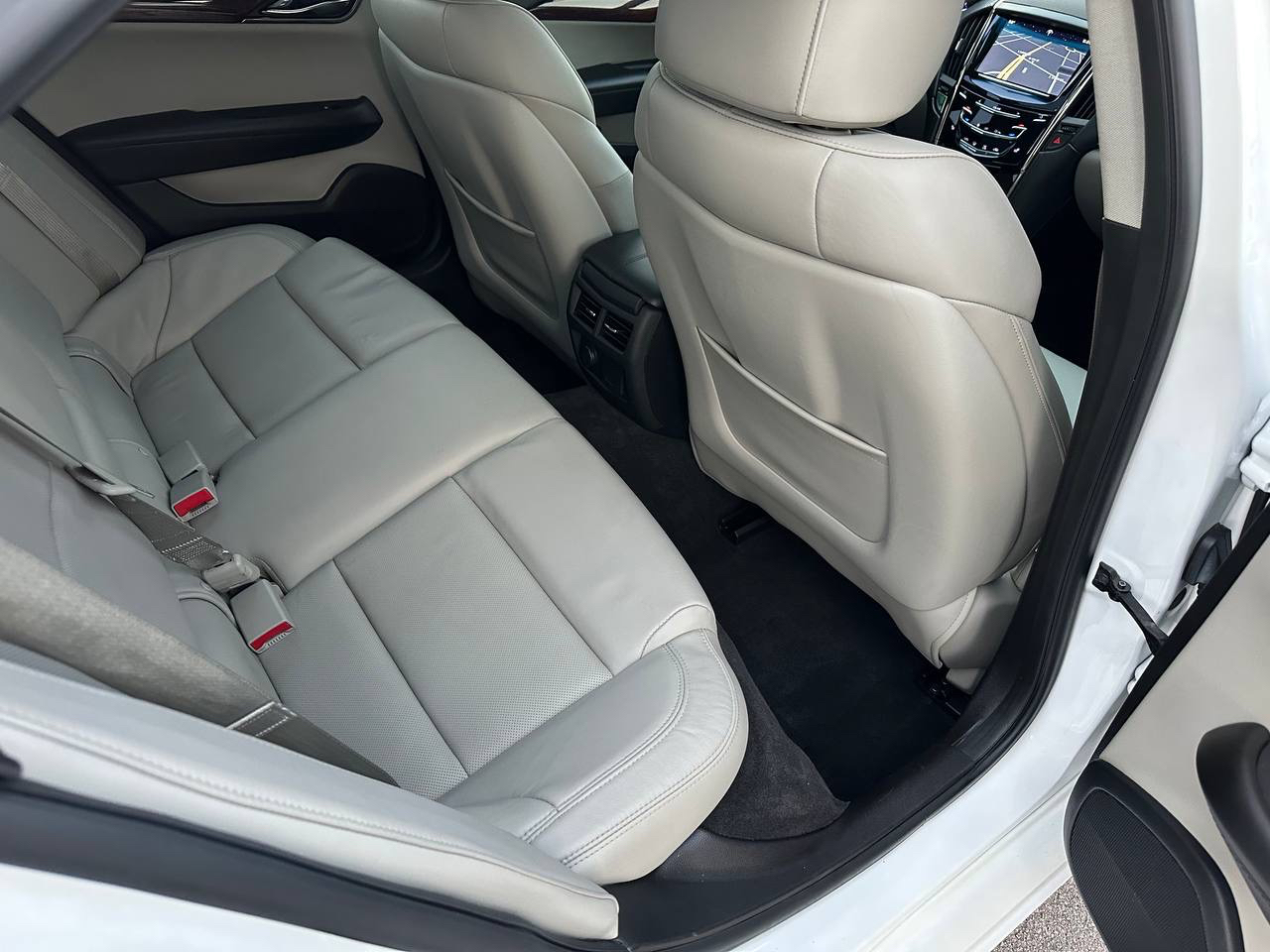 Cadillac ATS 2.0L Turbo Luxury AWD 2015