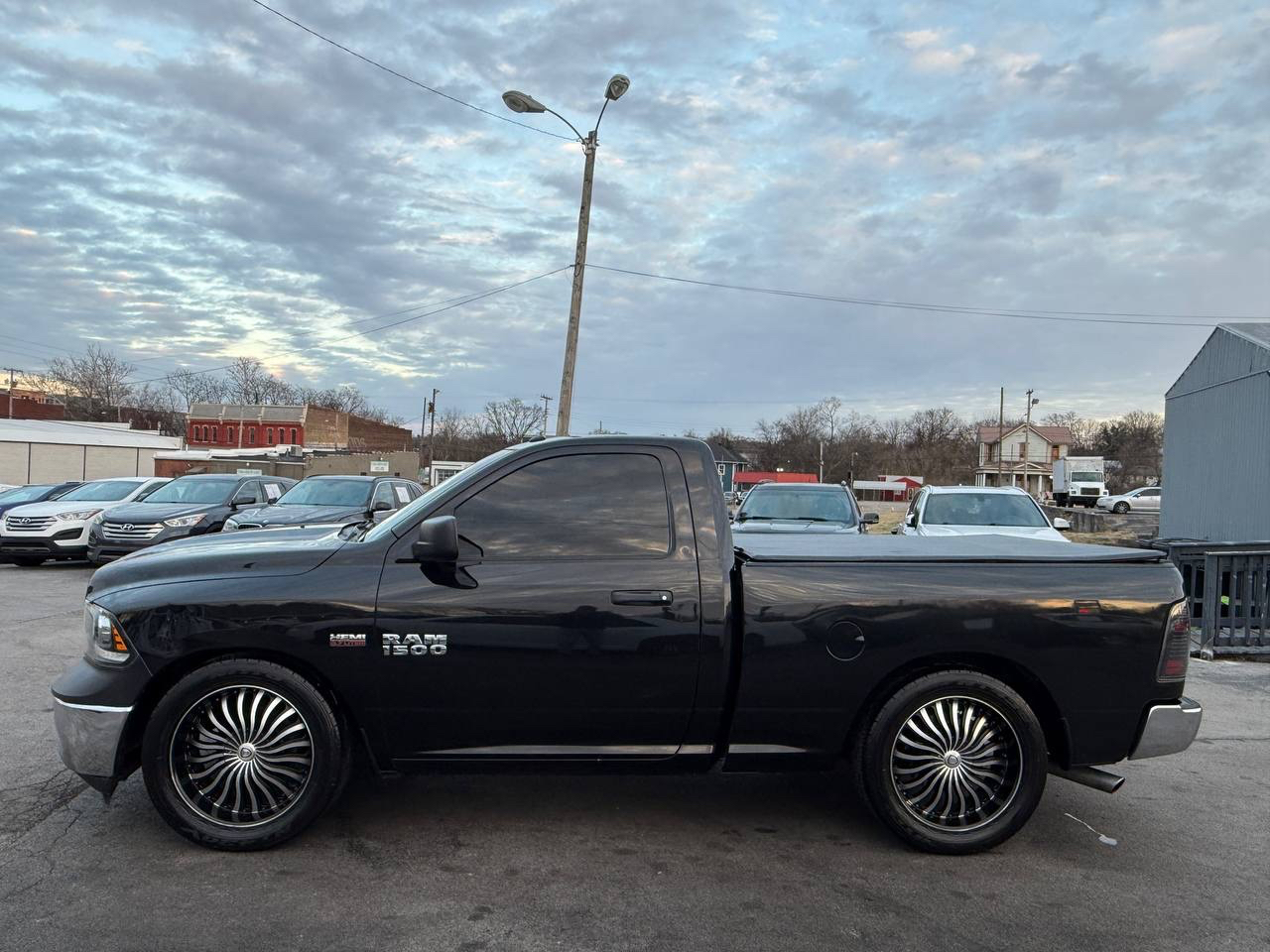 RAM 1500 Tradesman Regular Cab SWB 2WD 2017