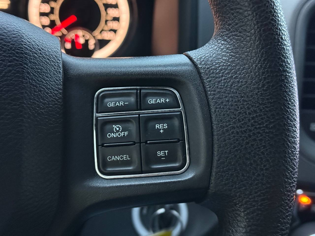 RAM 1500 Tradesman Regular Cab SWB 2WD 2017