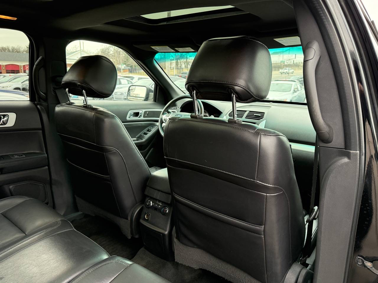 Ford Explorer XLT FWD 2011