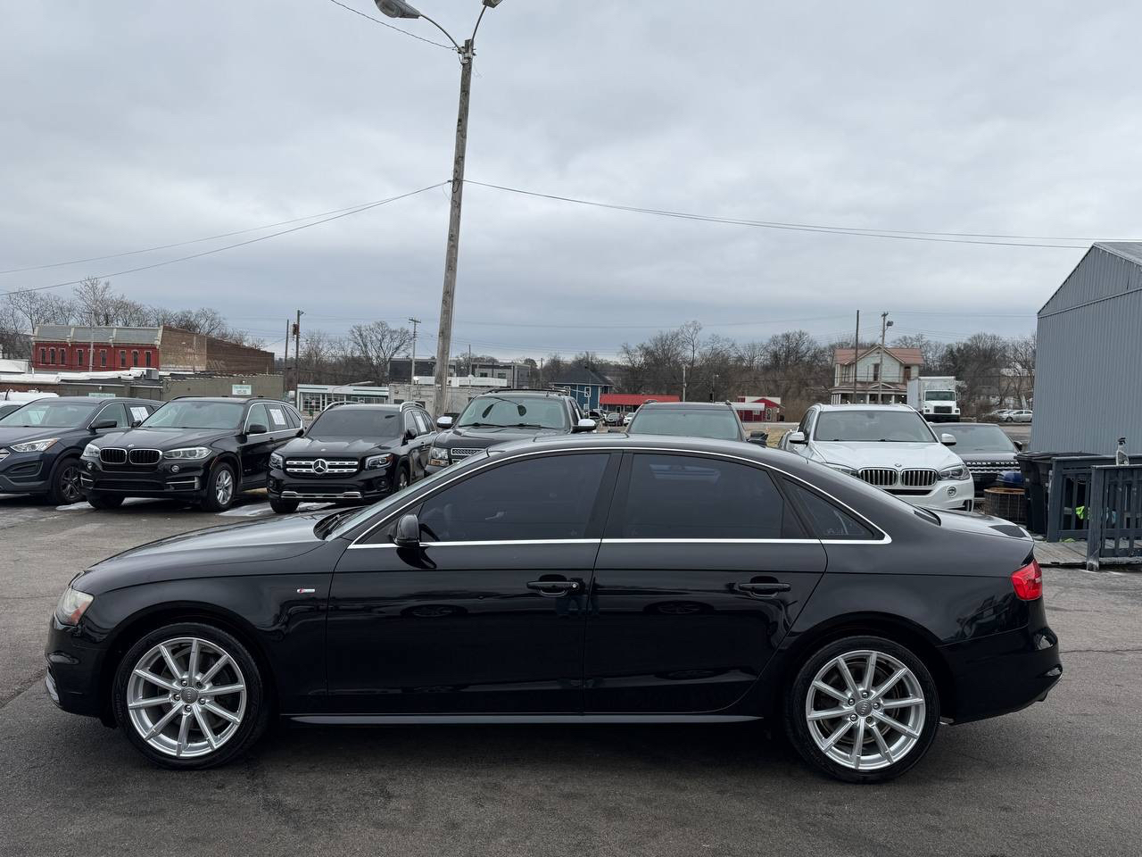Audi A4 2.0 T Sedan FrontTrak Multitronic 2015