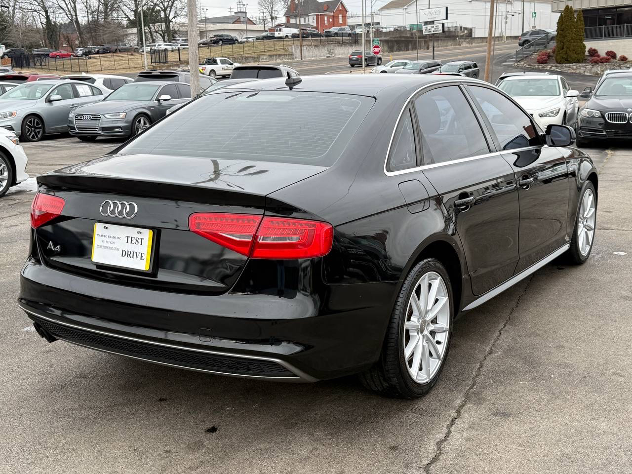 Audi A4 2.0 T Sedan FrontTrak Multitronic 2015