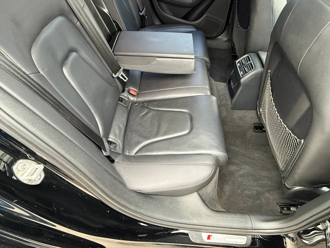 Audi A4 2.0 T Sedan FrontTrak Multitronic 2015