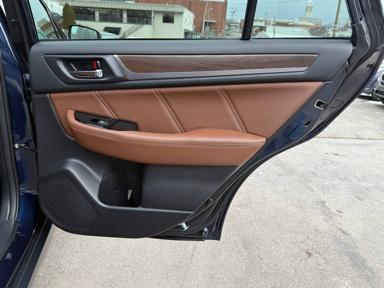 Subaru Outback 3.6R Touring 2018