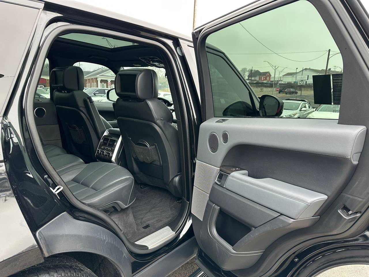 Land Rover Range Rover Sport 5.0L V8 Supercharged 2014