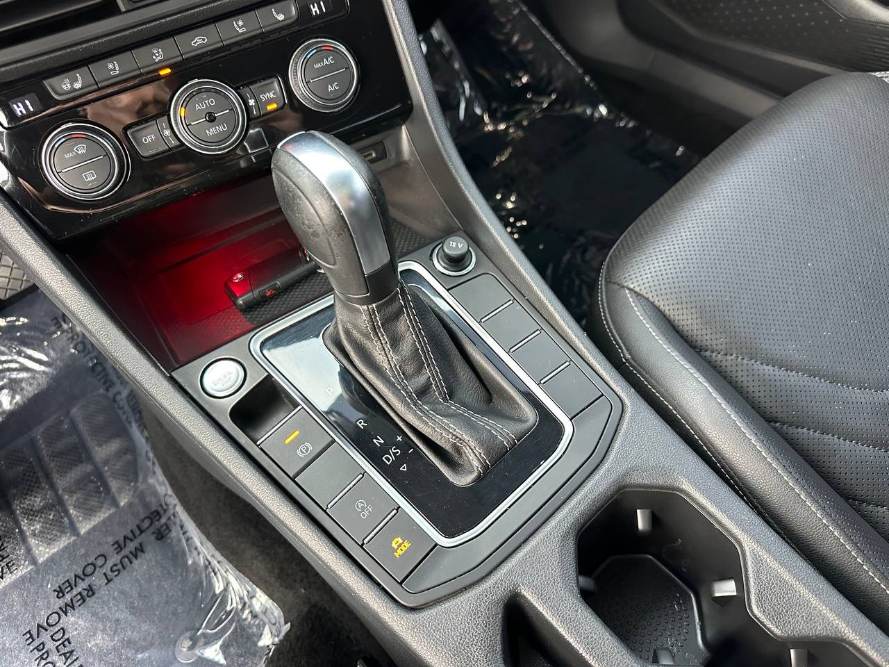 Volkswagen Jetta 1.4T SEL Premium 8A 2021