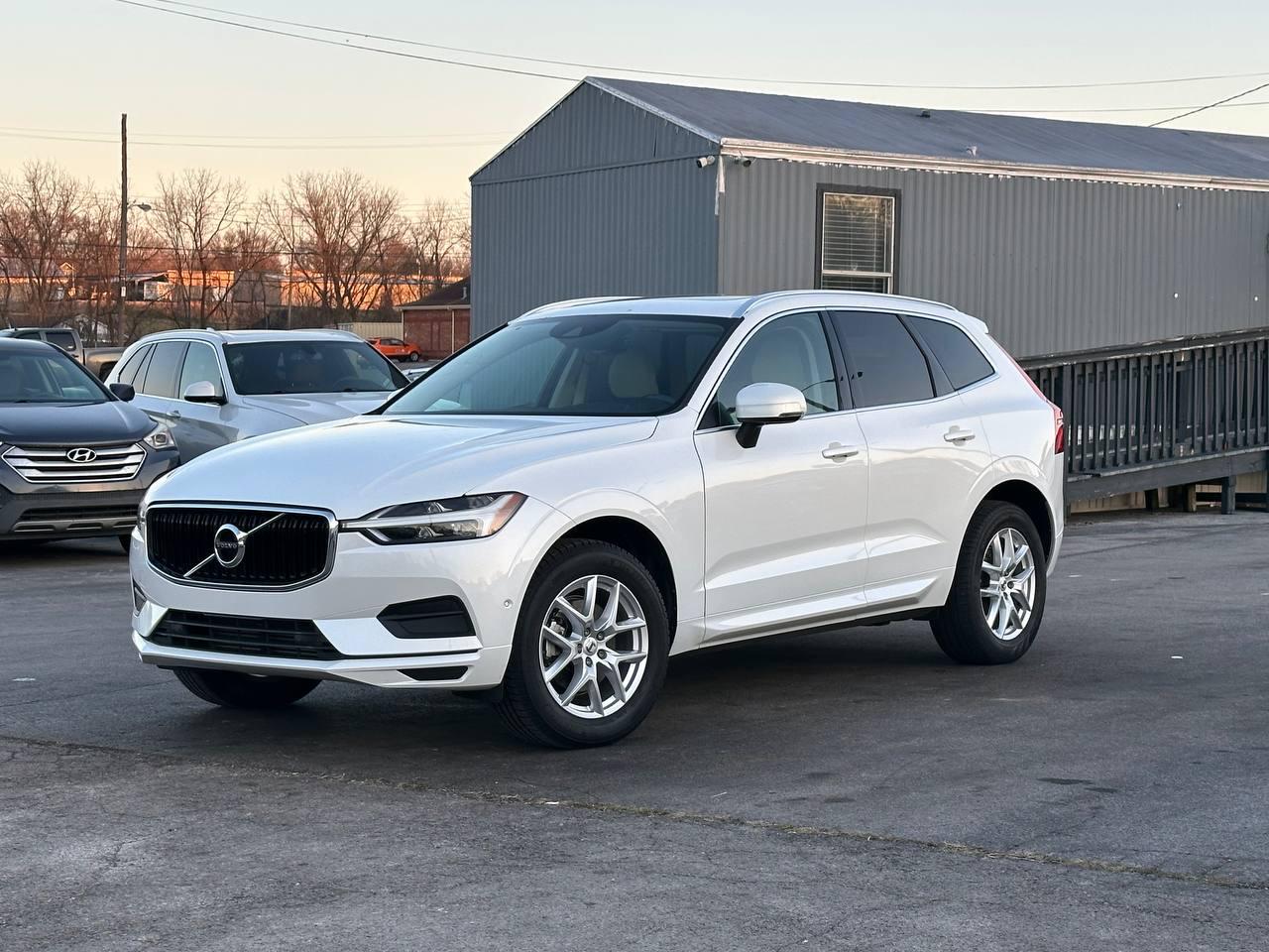 2018 Volvo XC60 T5 Momentum AWD