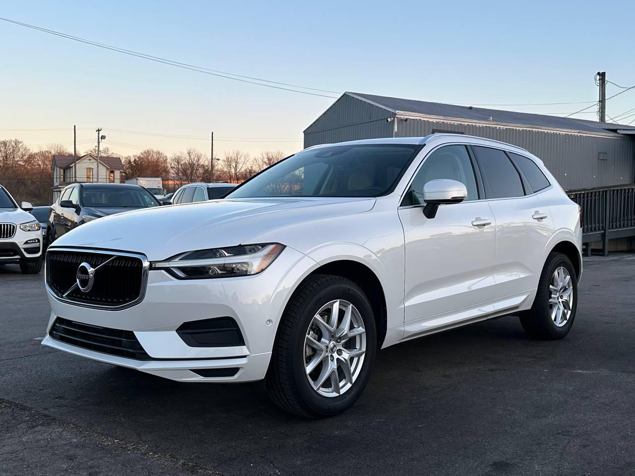 Volvo XC60 T5 Momentum AWD 2018