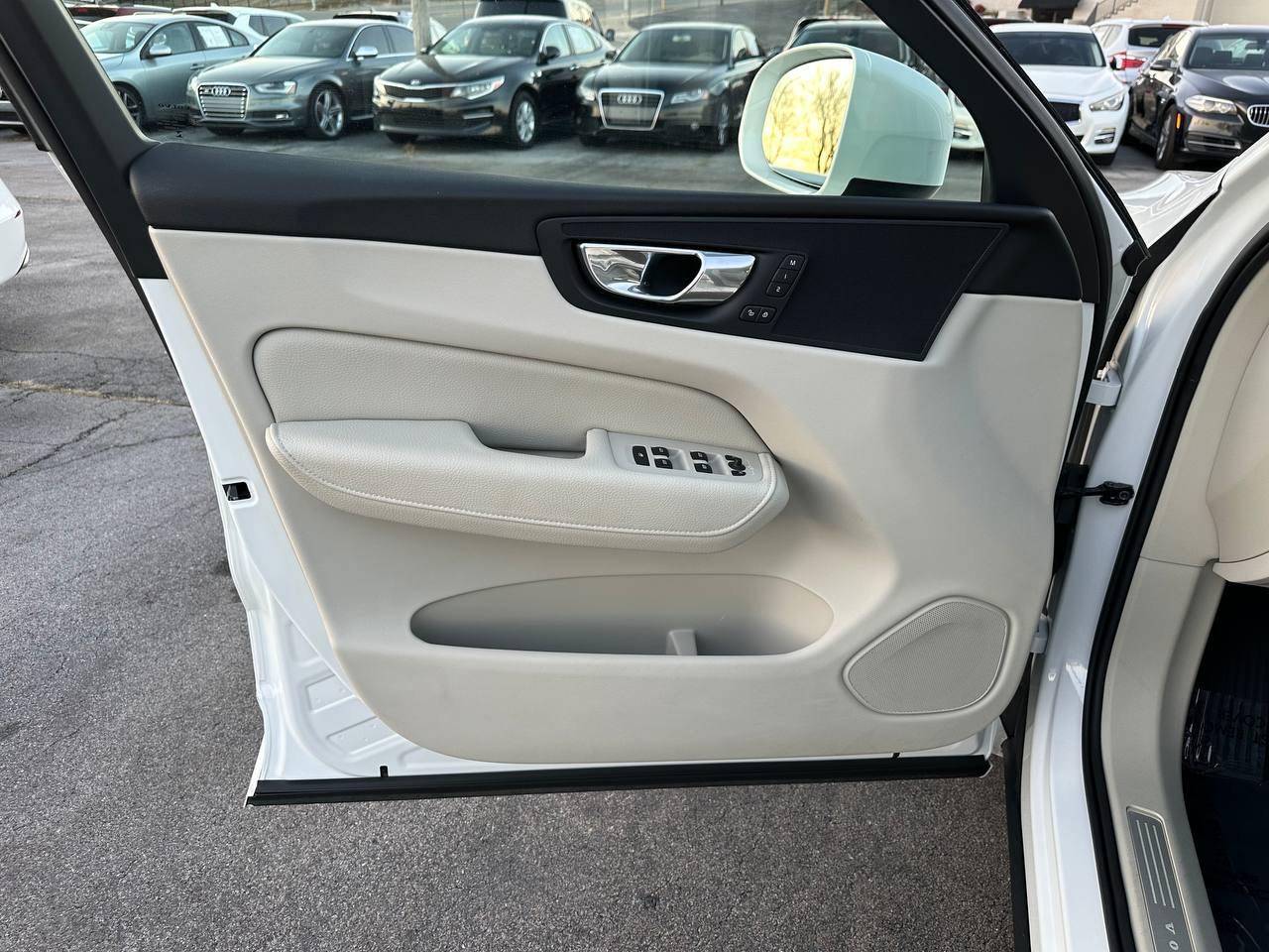 Volvo XC60 T5 Momentum AWD 2018