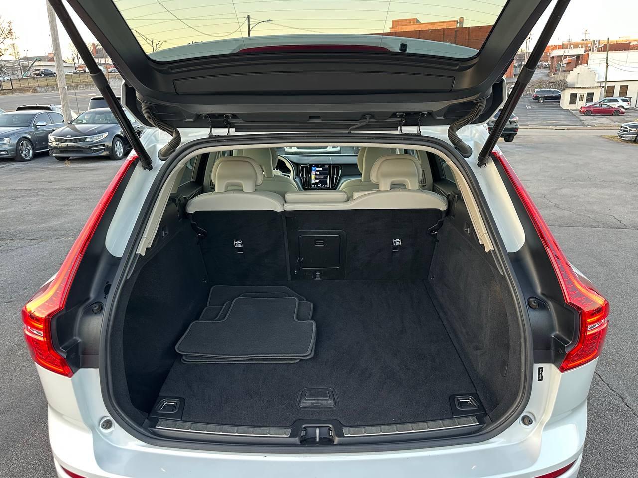 Volvo XC60 T5 Momentum AWD 2018