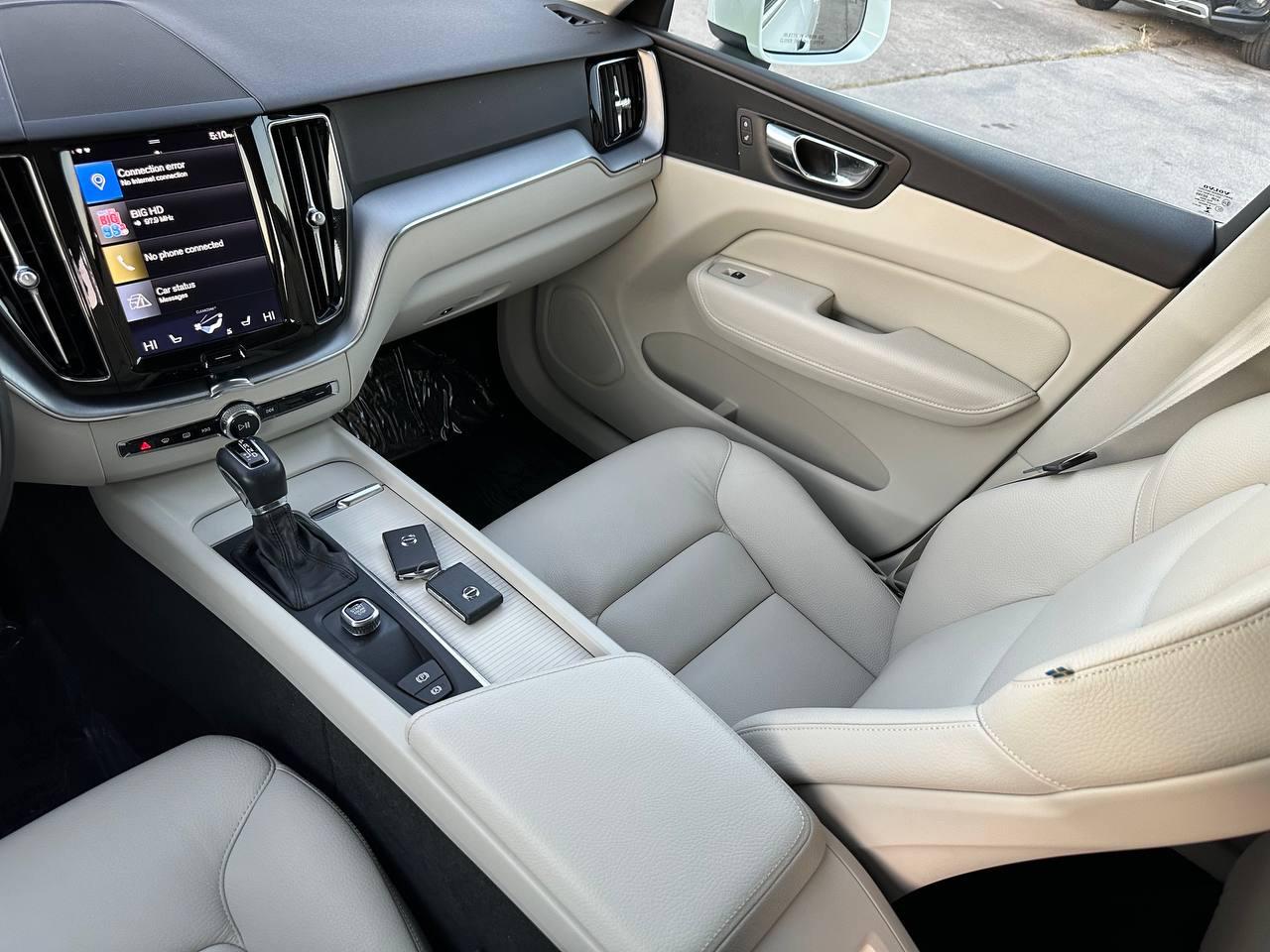 Volvo XC60 T5 Momentum AWD 2018