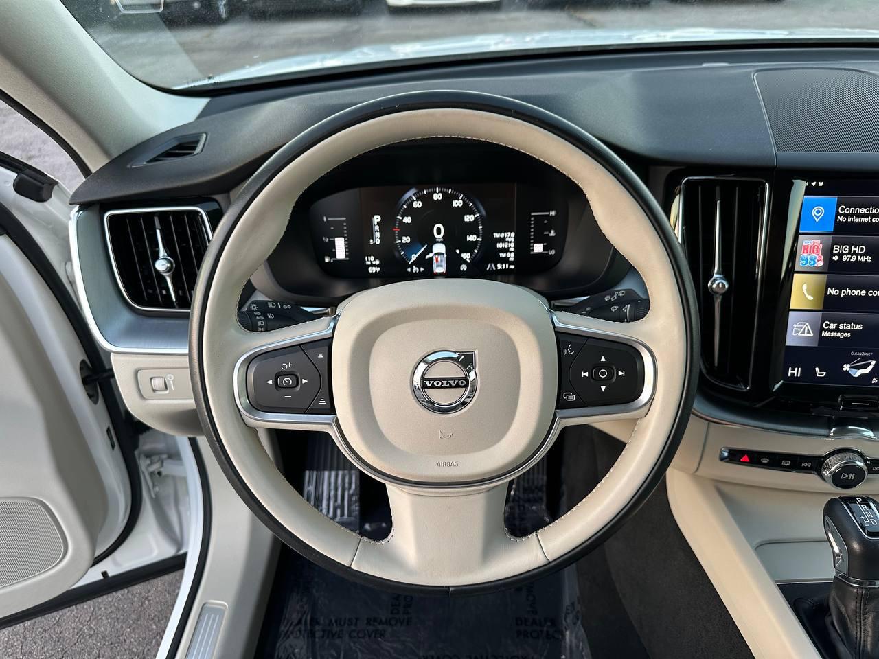 Volvo XC60 T5 Momentum AWD 2018
