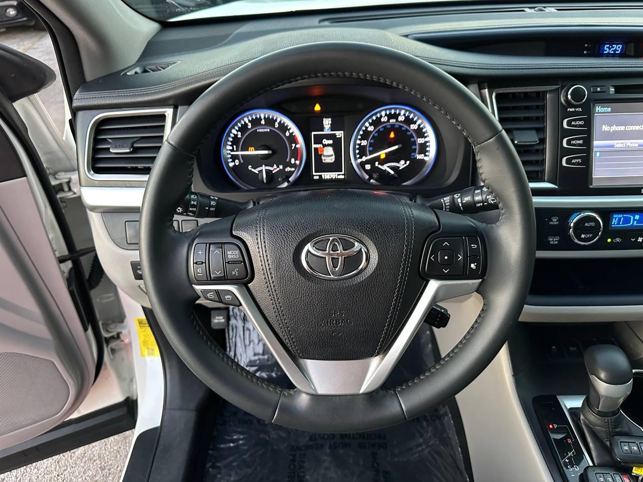 Toyota Highlander XLE FWD V6 2016