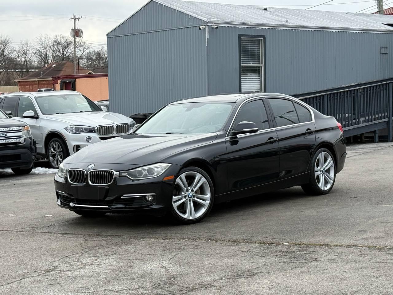 BMW 3-Series 335i Sedan 2012