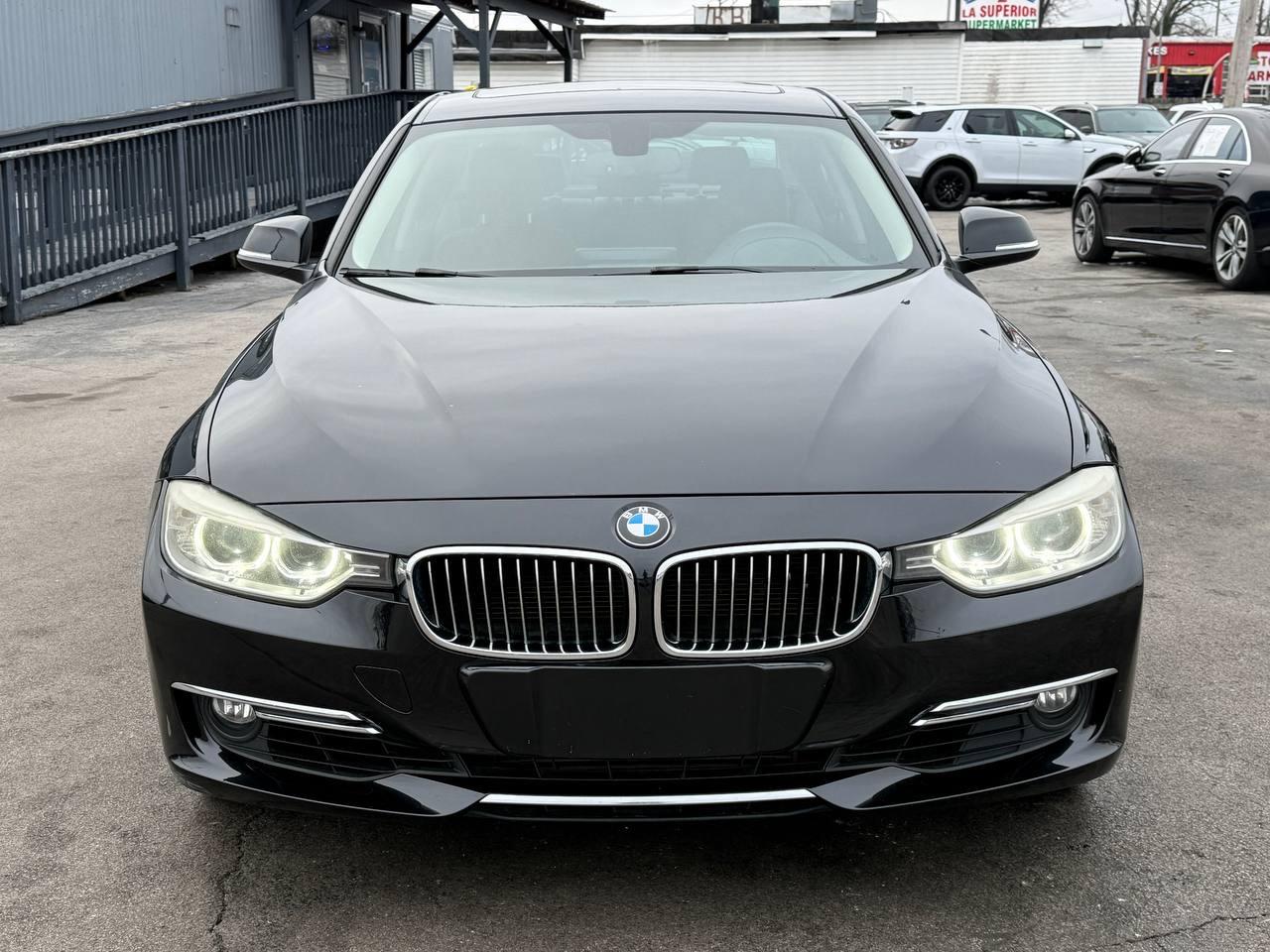 BMW 3-Series 335i Sedan 2012