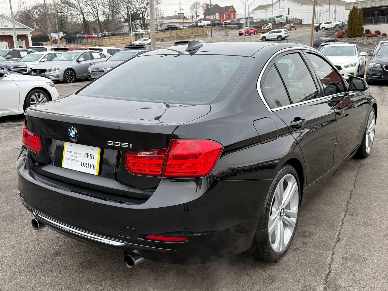 BMW 3-Series 335i Sedan 2012