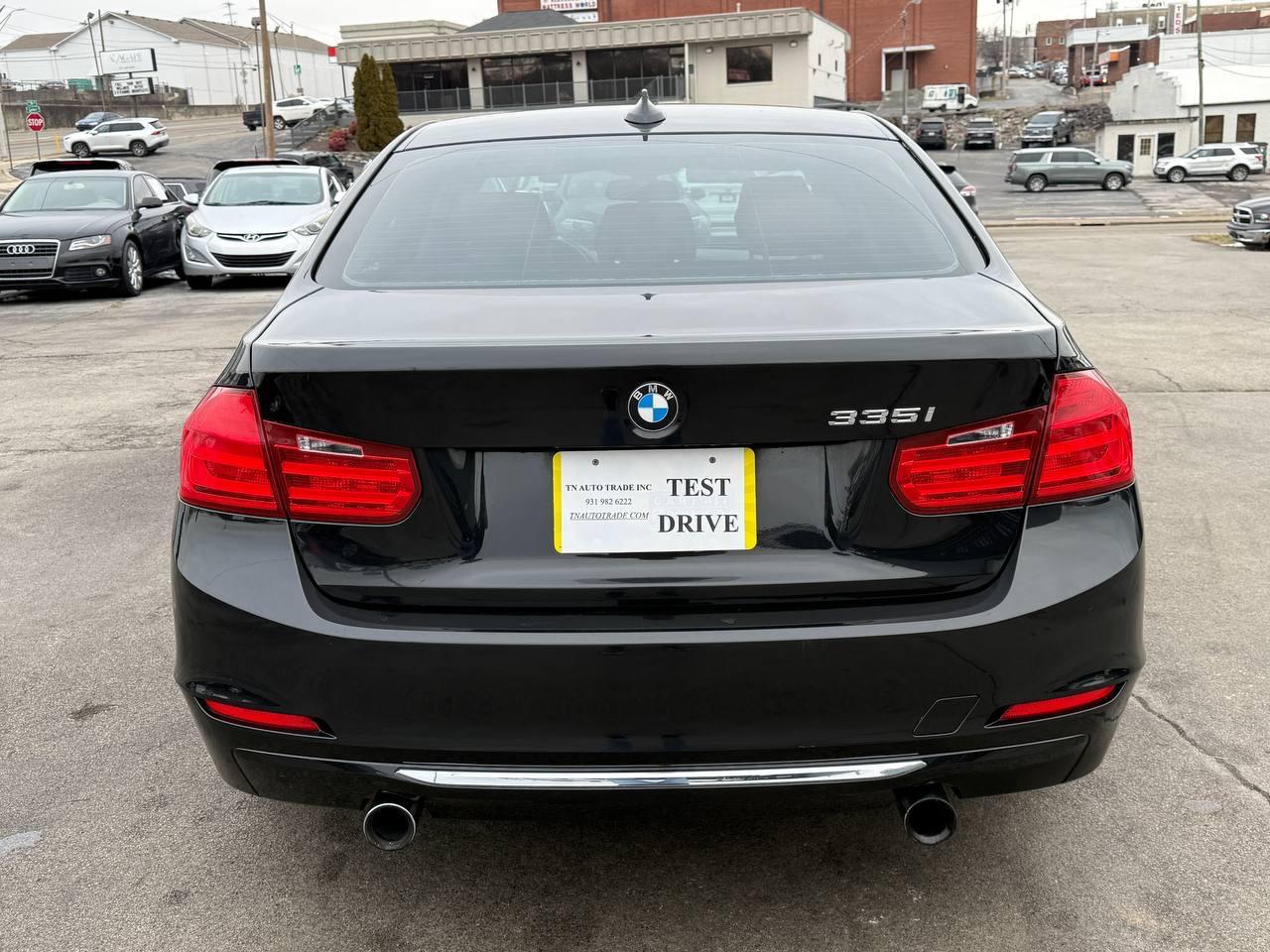 BMW 3-Series 335i Sedan 2012