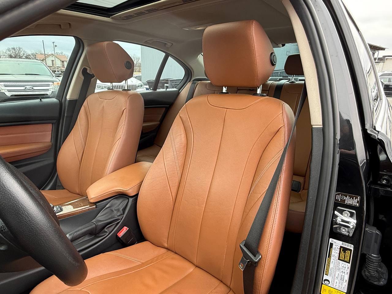 BMW 3-Series 335i Sedan 2012