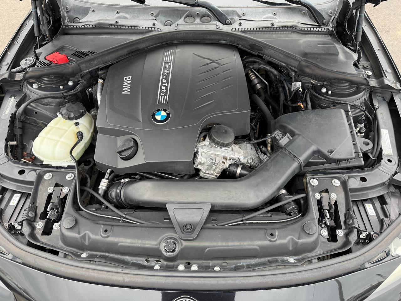 BMW 3-Series 335i Sedan 2012