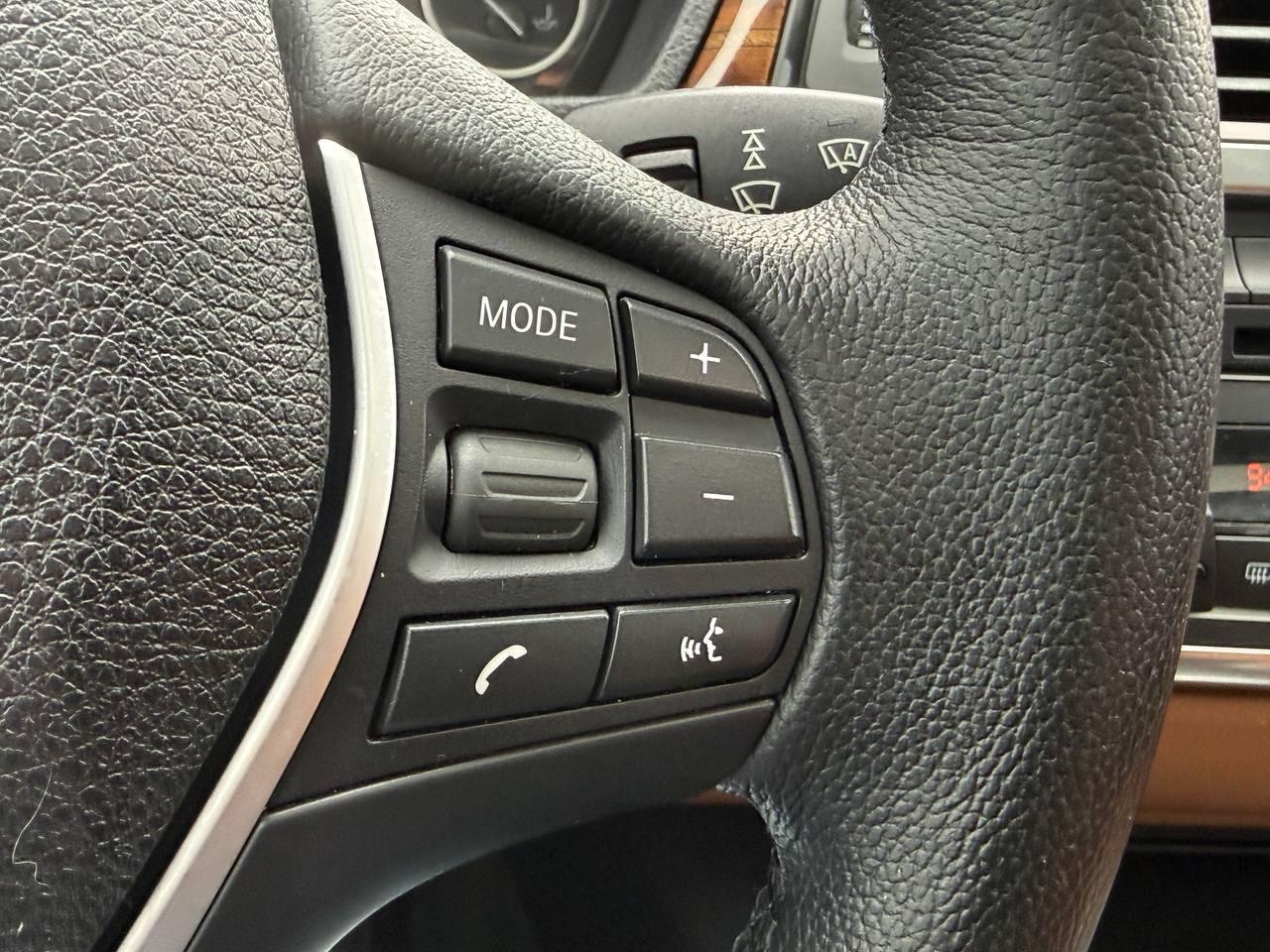 BMW 3-Series 335i Sedan 2012