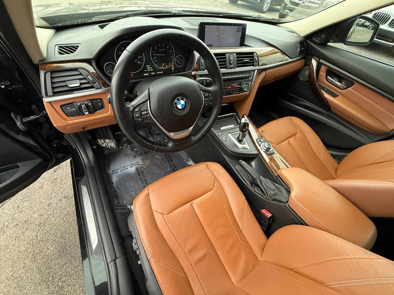 BMW 3-Series 335i Sedan 2012