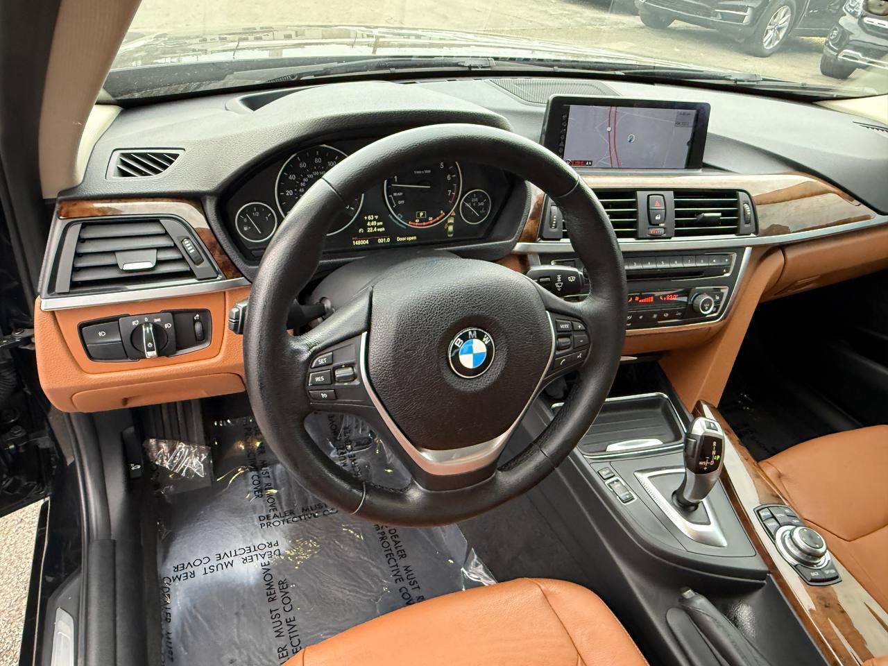 BMW 3-Series 335i Sedan 2012