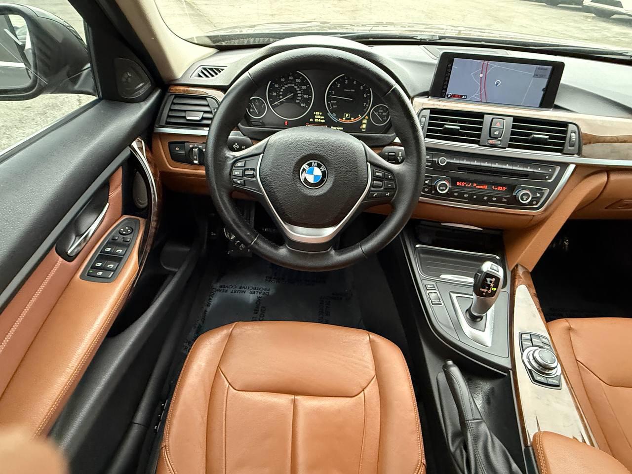 BMW 3-Series 335i Sedan 2012