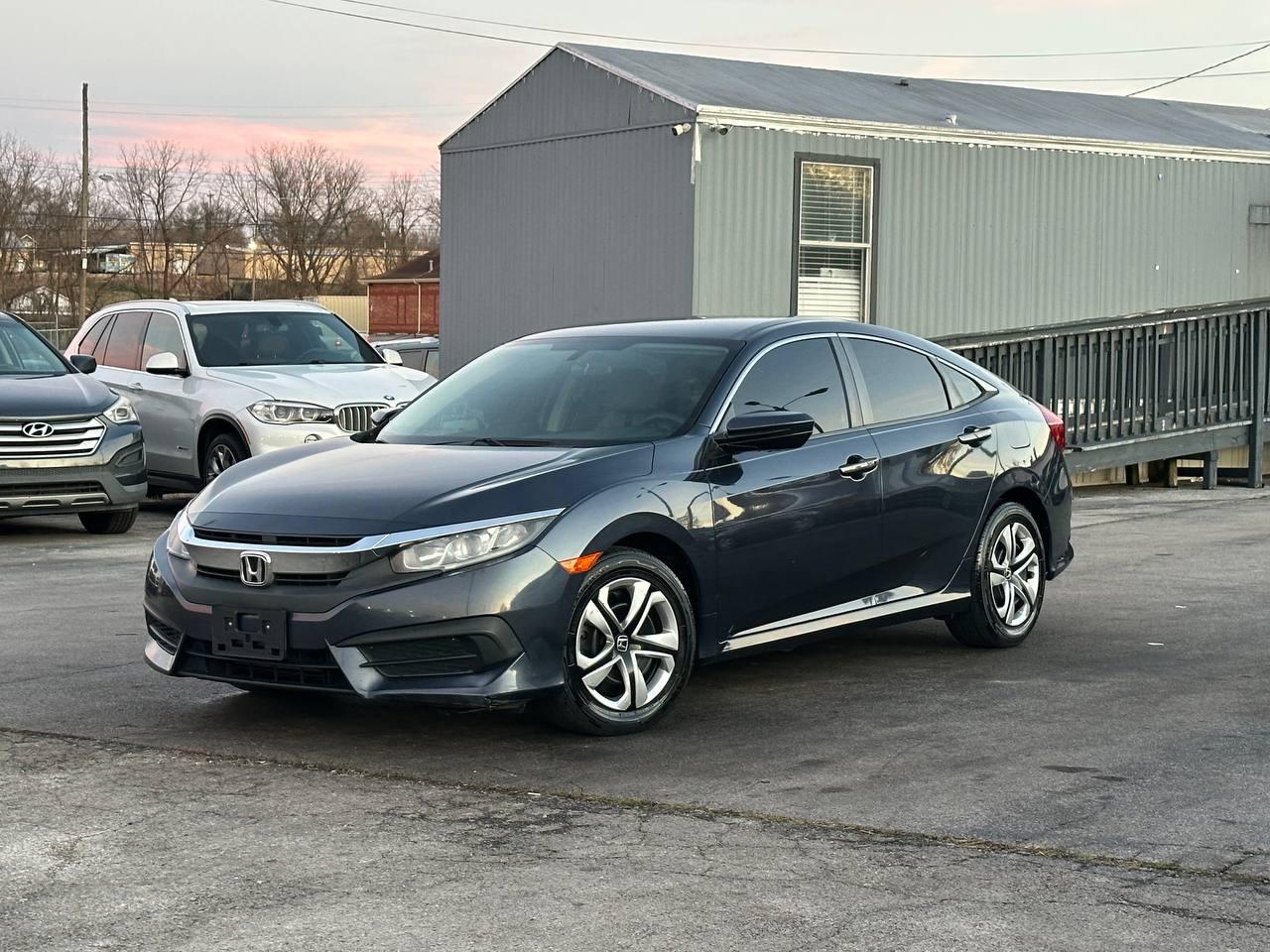 Honda Civic LX Sedan CVT 2016