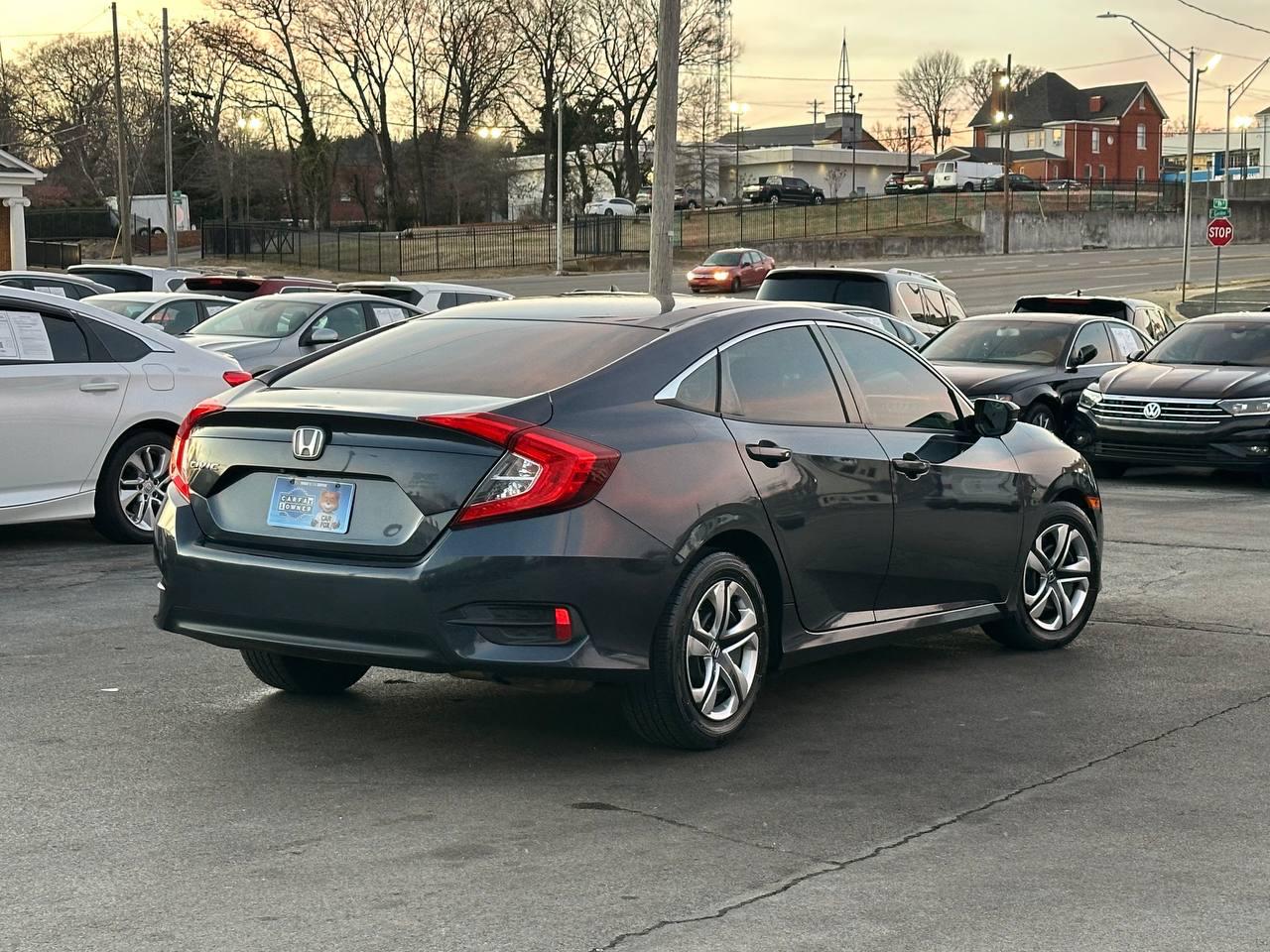 Honda Civic LX Sedan CVT 2016