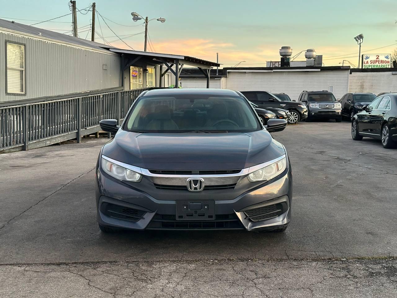 Honda Civic LX Sedan CVT 2016