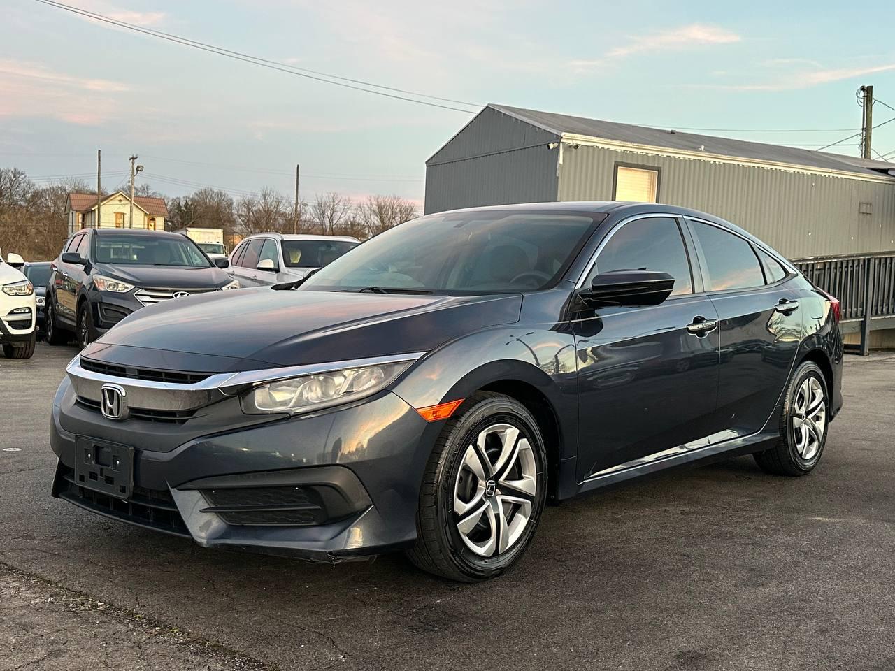 Honda Civic LX Sedan CVT 2016