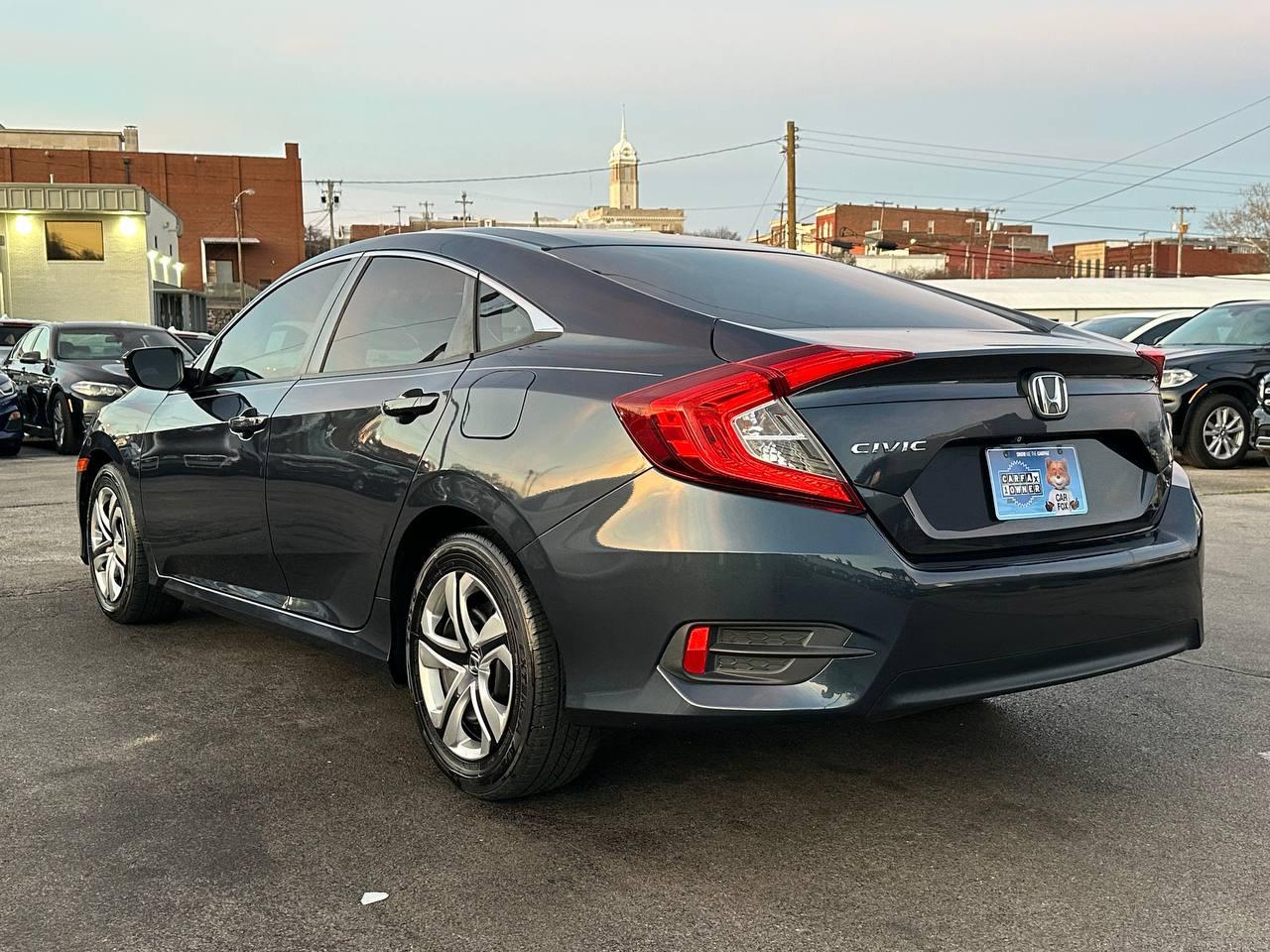 Honda Civic LX Sedan CVT 2016