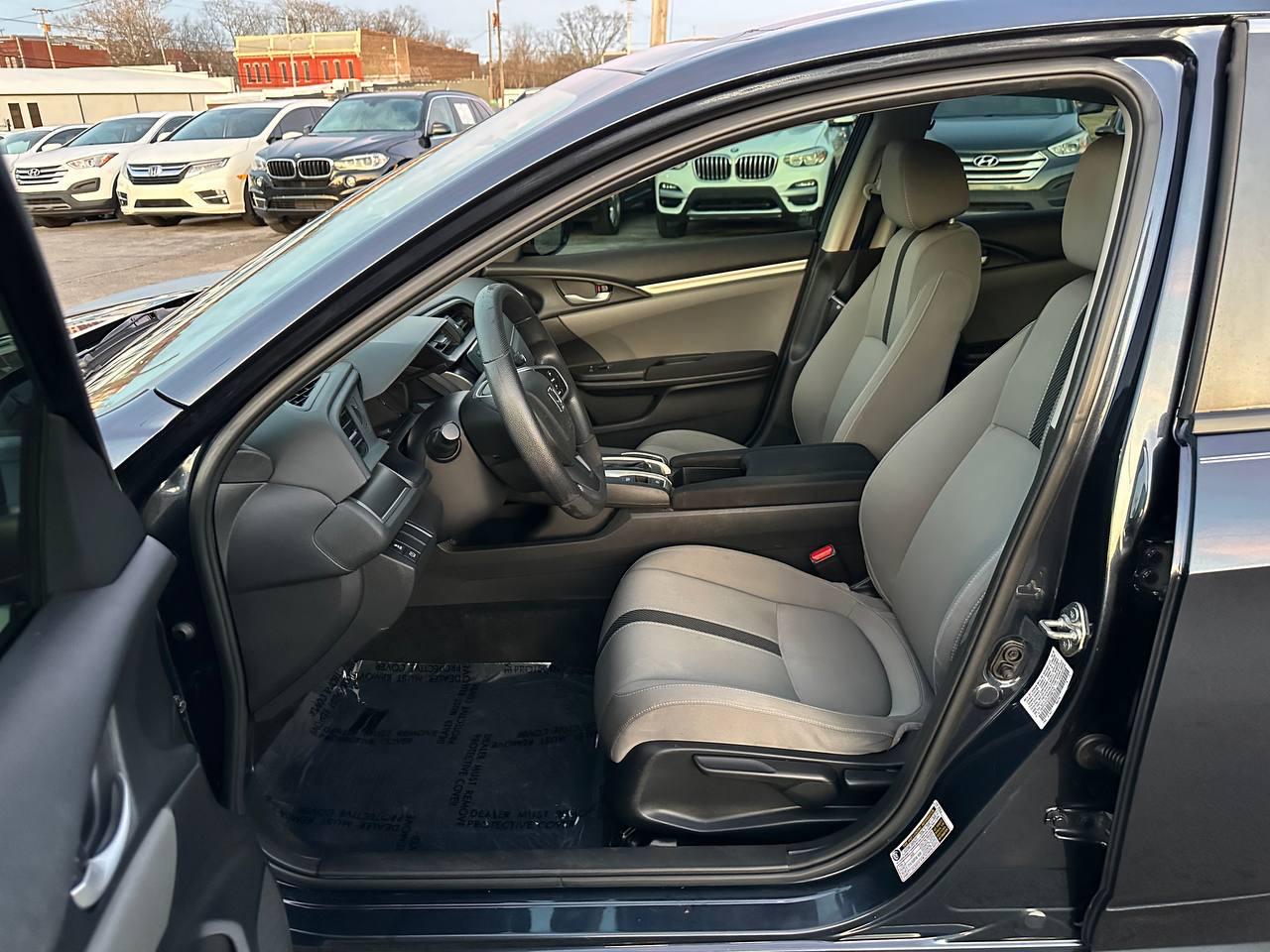 Honda Civic LX Sedan CVT 2016