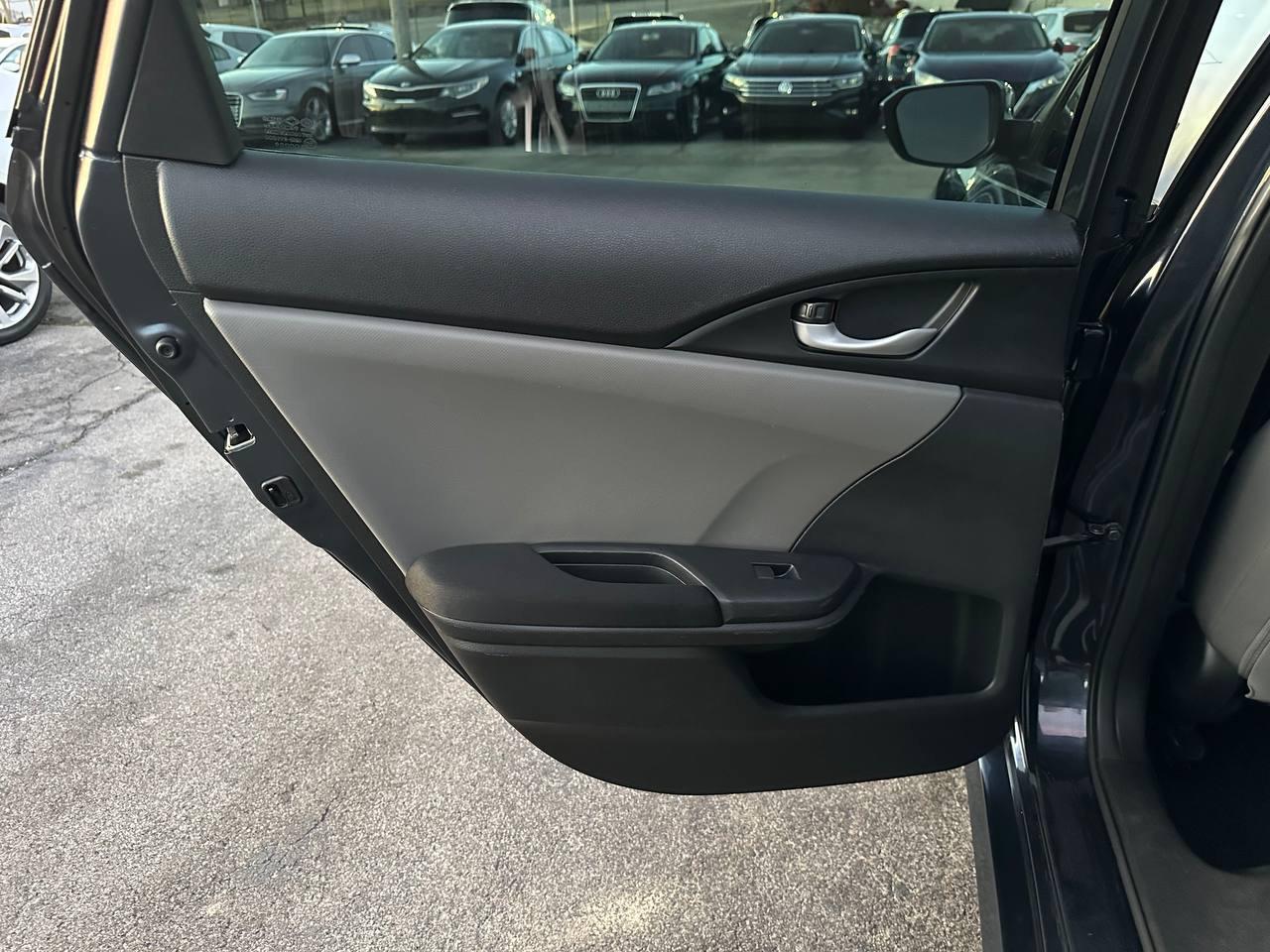 Honda Civic LX Sedan CVT 2016