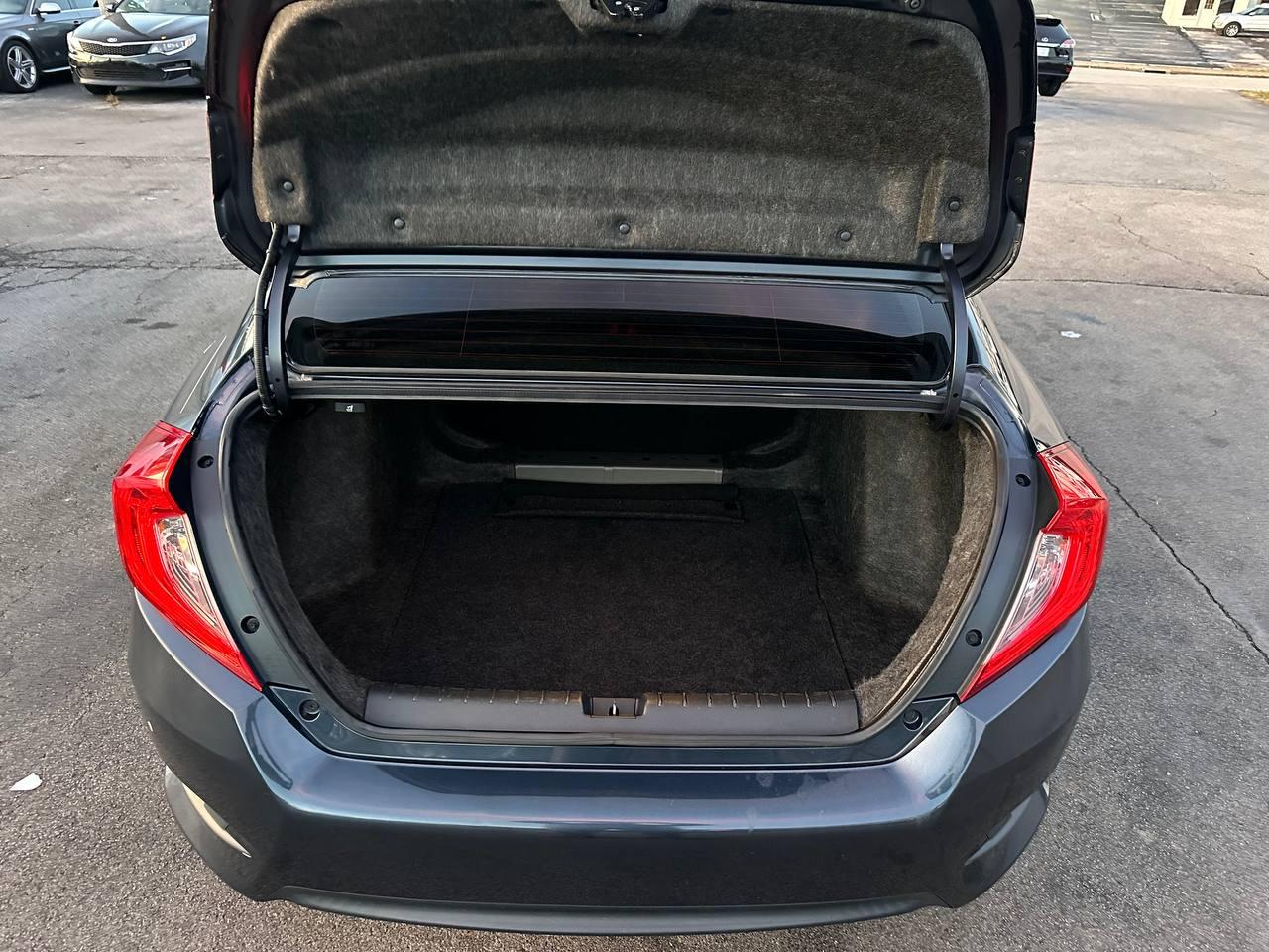 Honda Civic LX Sedan CVT 2016