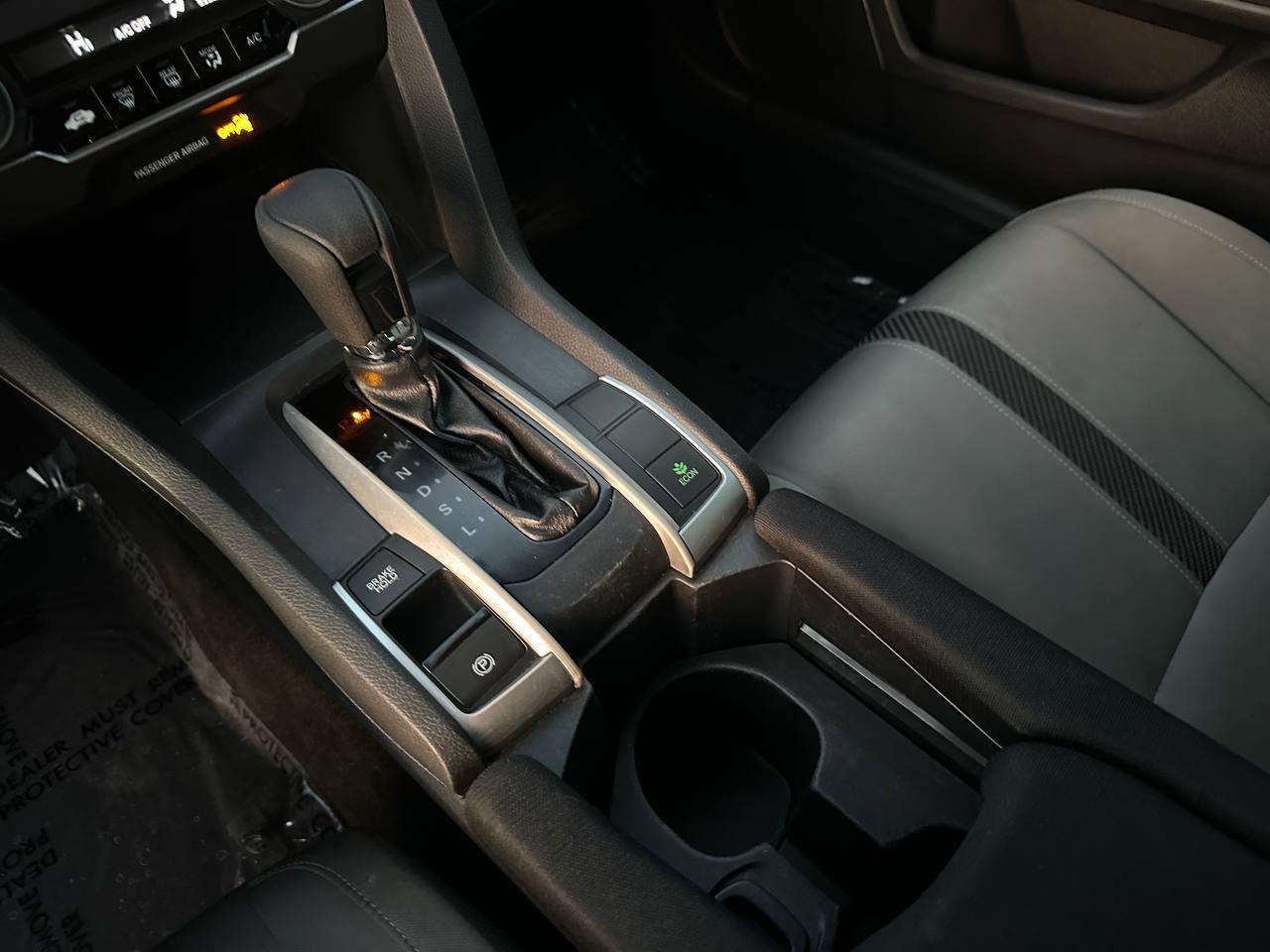 Honda Civic LX Sedan CVT 2016