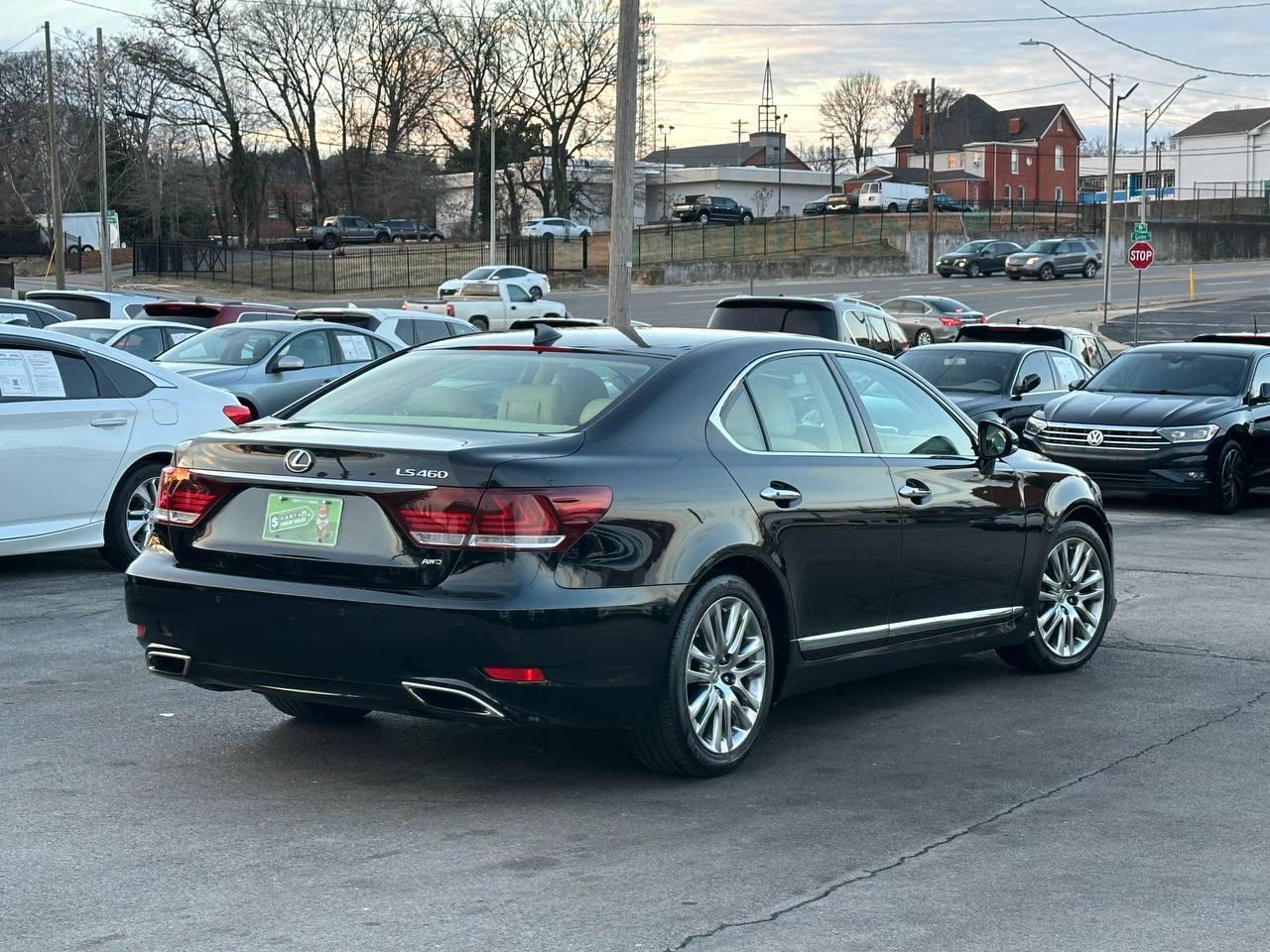 Lexus LS 460 Luxury Sedan AWD 2014