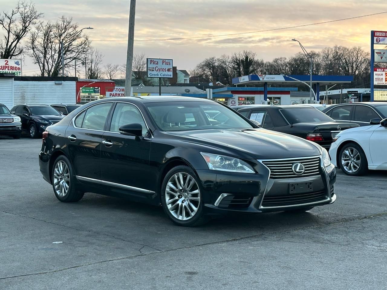 Lexus LS 460 Luxury Sedan AWD 2014