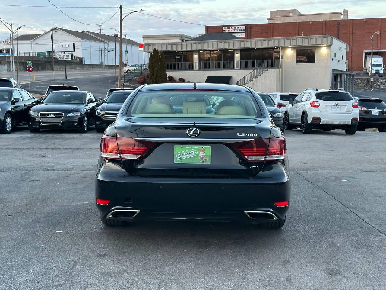 Lexus LS 460 Luxury Sedan AWD 2014